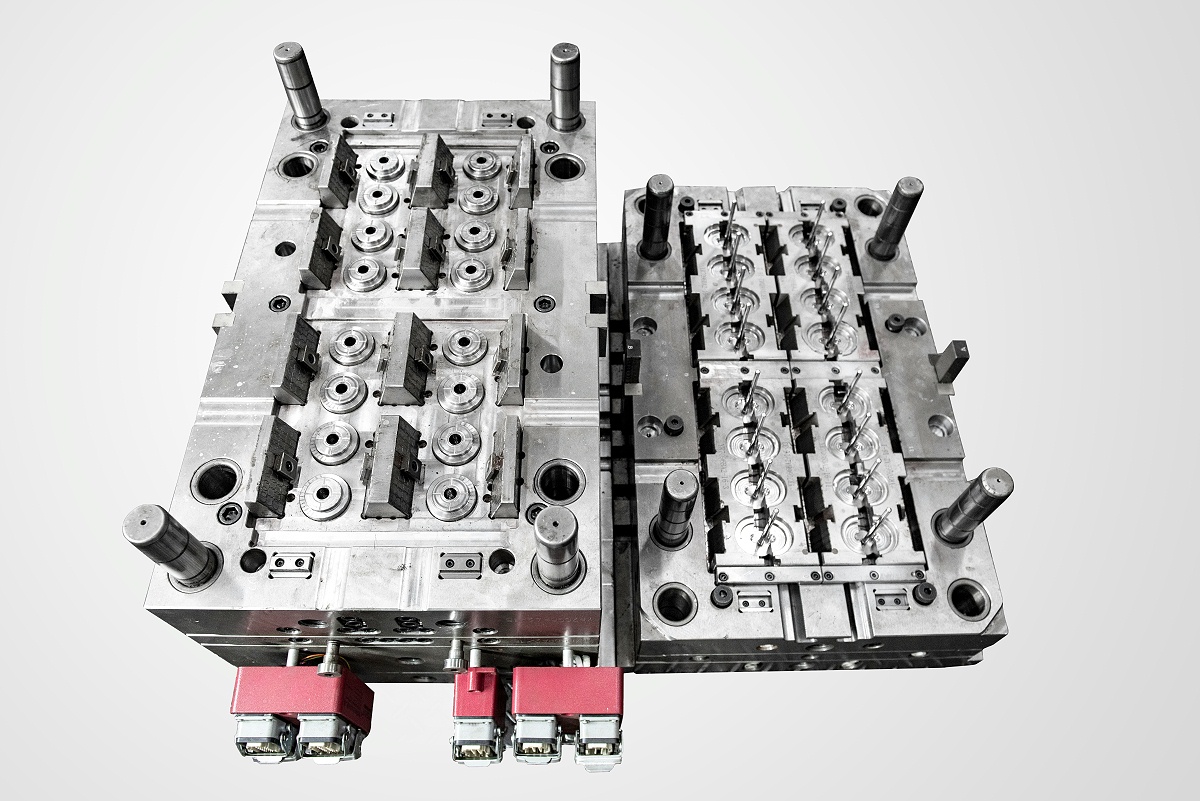 精密模具