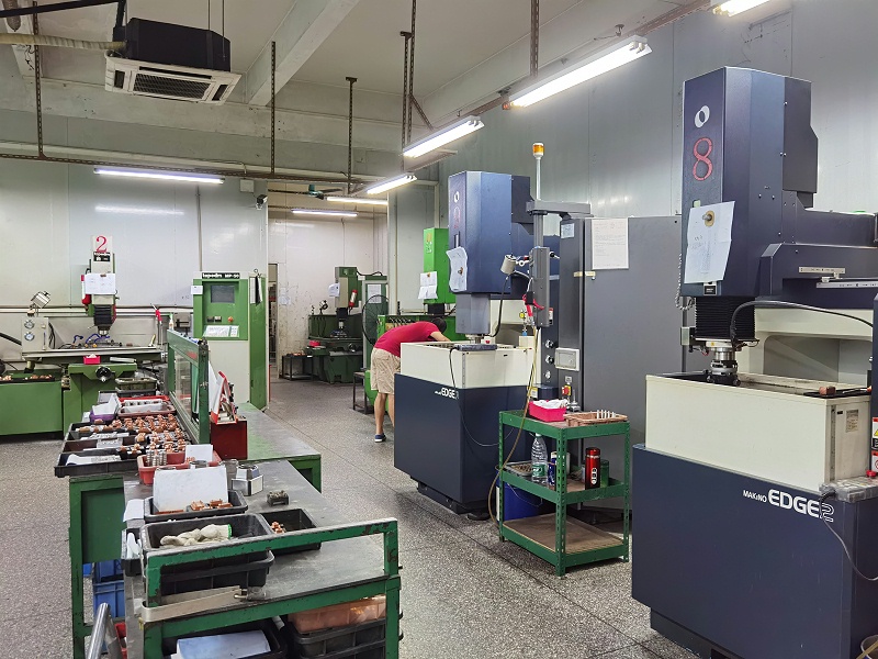 電子煙注塑模具生產廠家