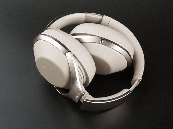 世邦索尼耳機注塑配件案例